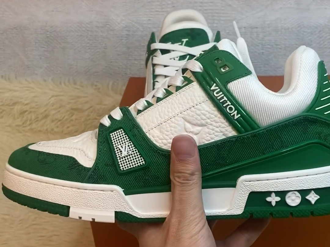 月入10vv的老鞋匠制作,600左右lv绿牛仔