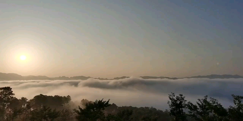 [图]大山之巅——我看到了云梦泽！