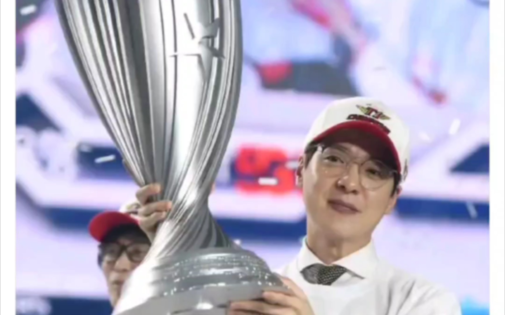 t1官宣kkoma作为总监回归,拿下lck最高总监工资,你怎么看