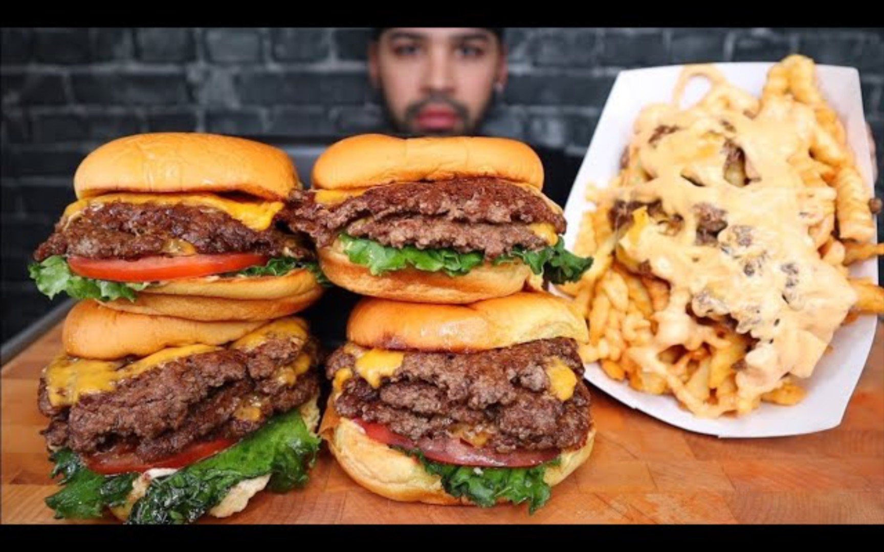 bro3☆12月28日4个双层汉堡加芝士薯条.