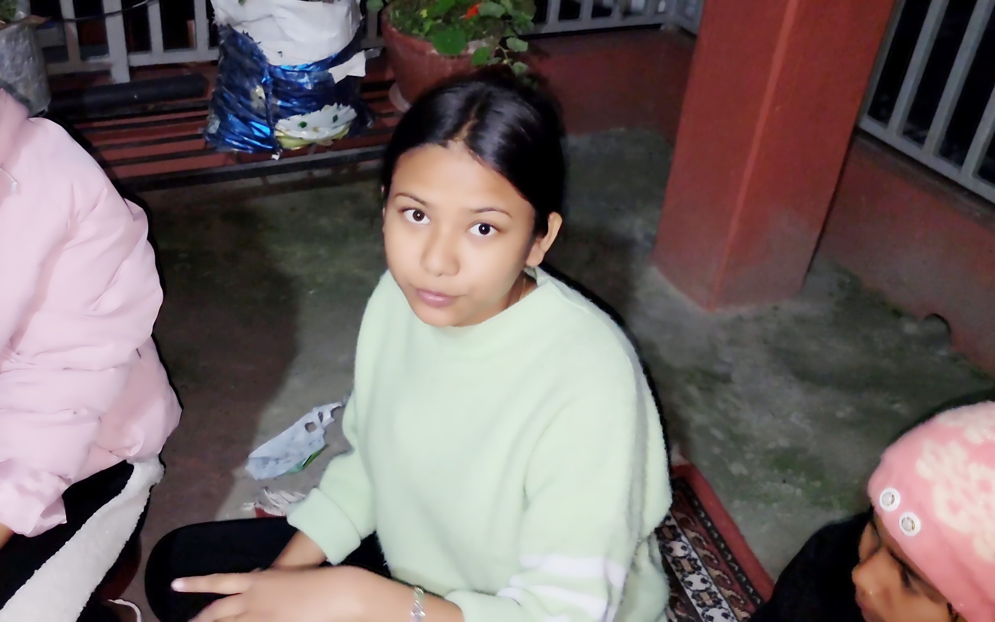 小姜劝大家来尼泊尔旅游可以,那来找老婆行吗?