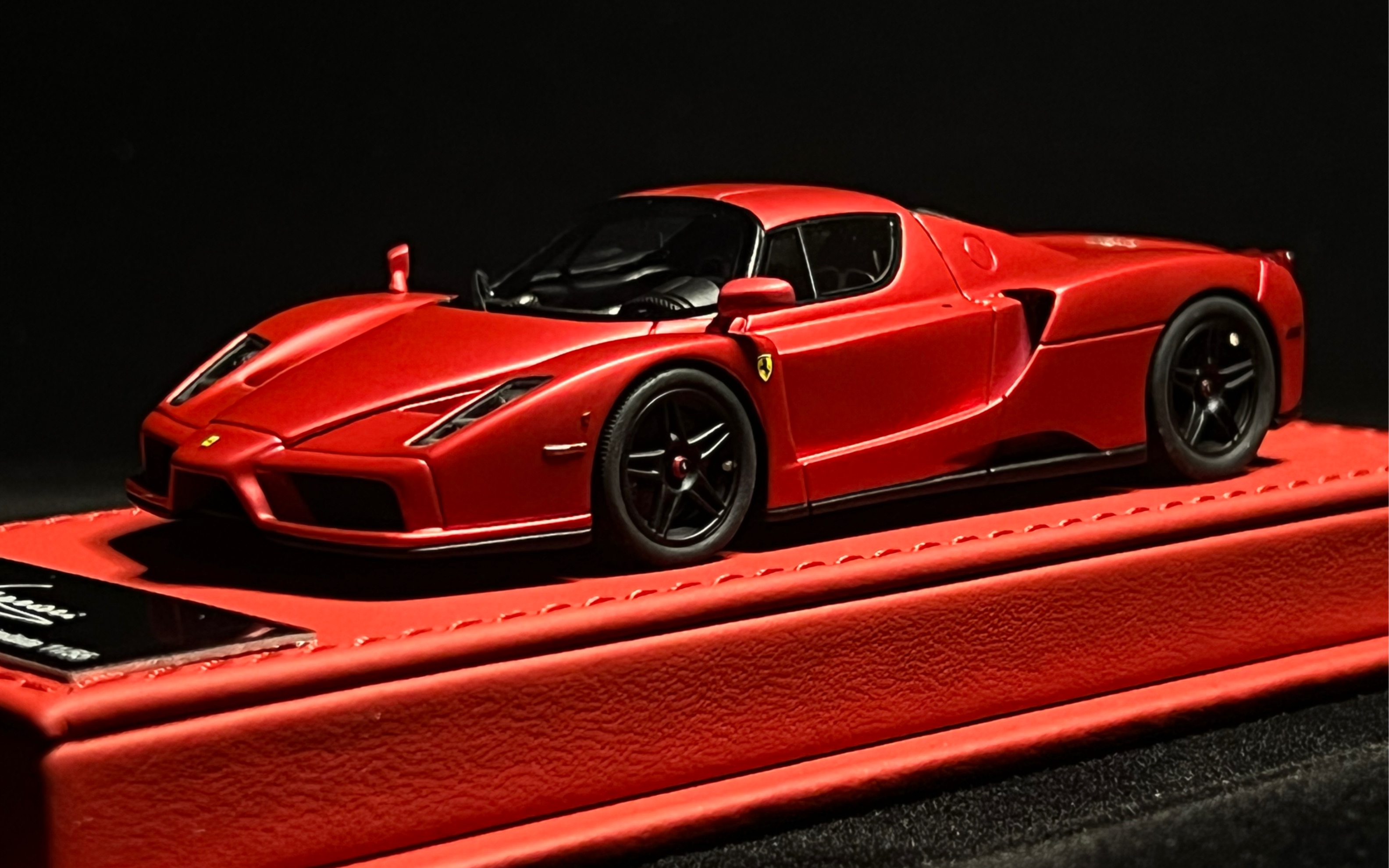 bbr143杜蕾斯系列法拉利恩佐哑光金属红ferrarienzo一代传奇以公司