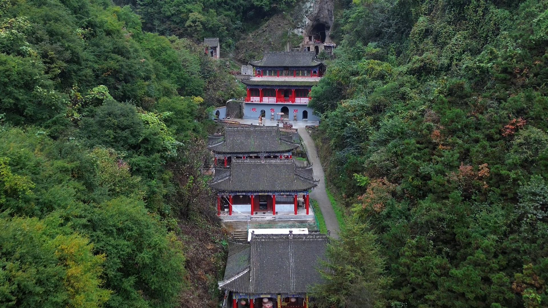 宝鸡雪山洞,有座形似七层妖塔的建筑,现在怎样了哔哩哔哩bilibili