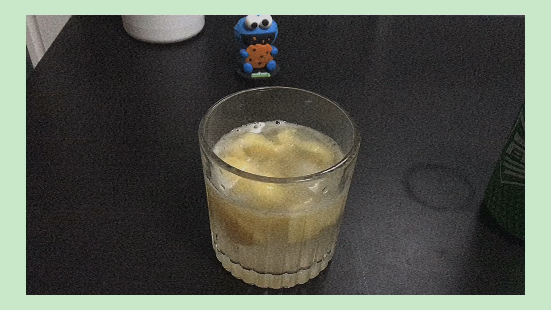 桃子气泡水