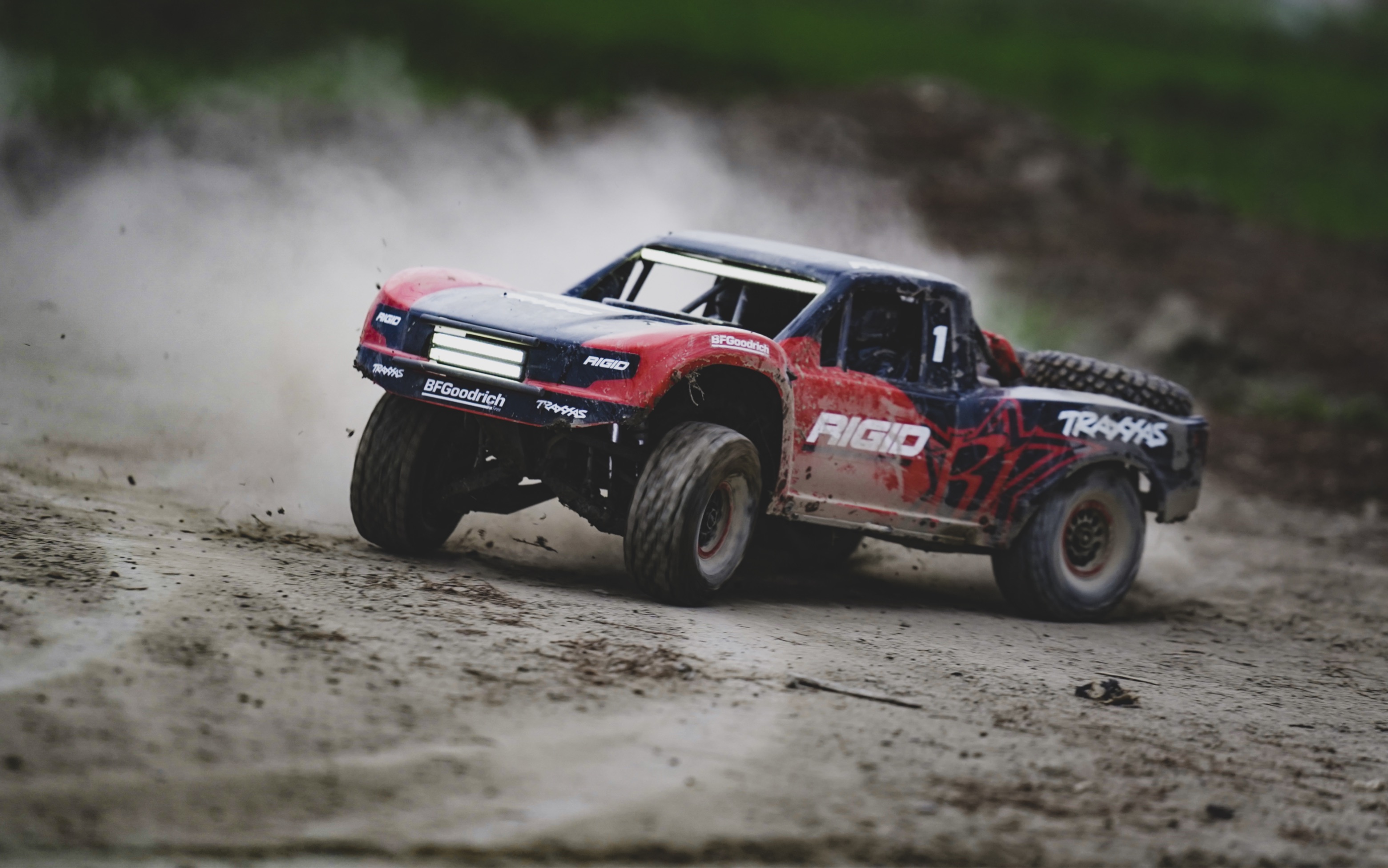 udr奖杯卡车也来次阿拉伯漂移,你学废了吗