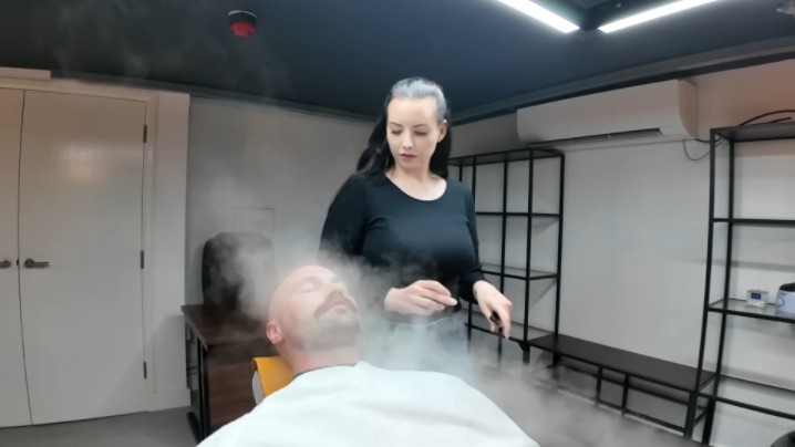 强哥好会享受