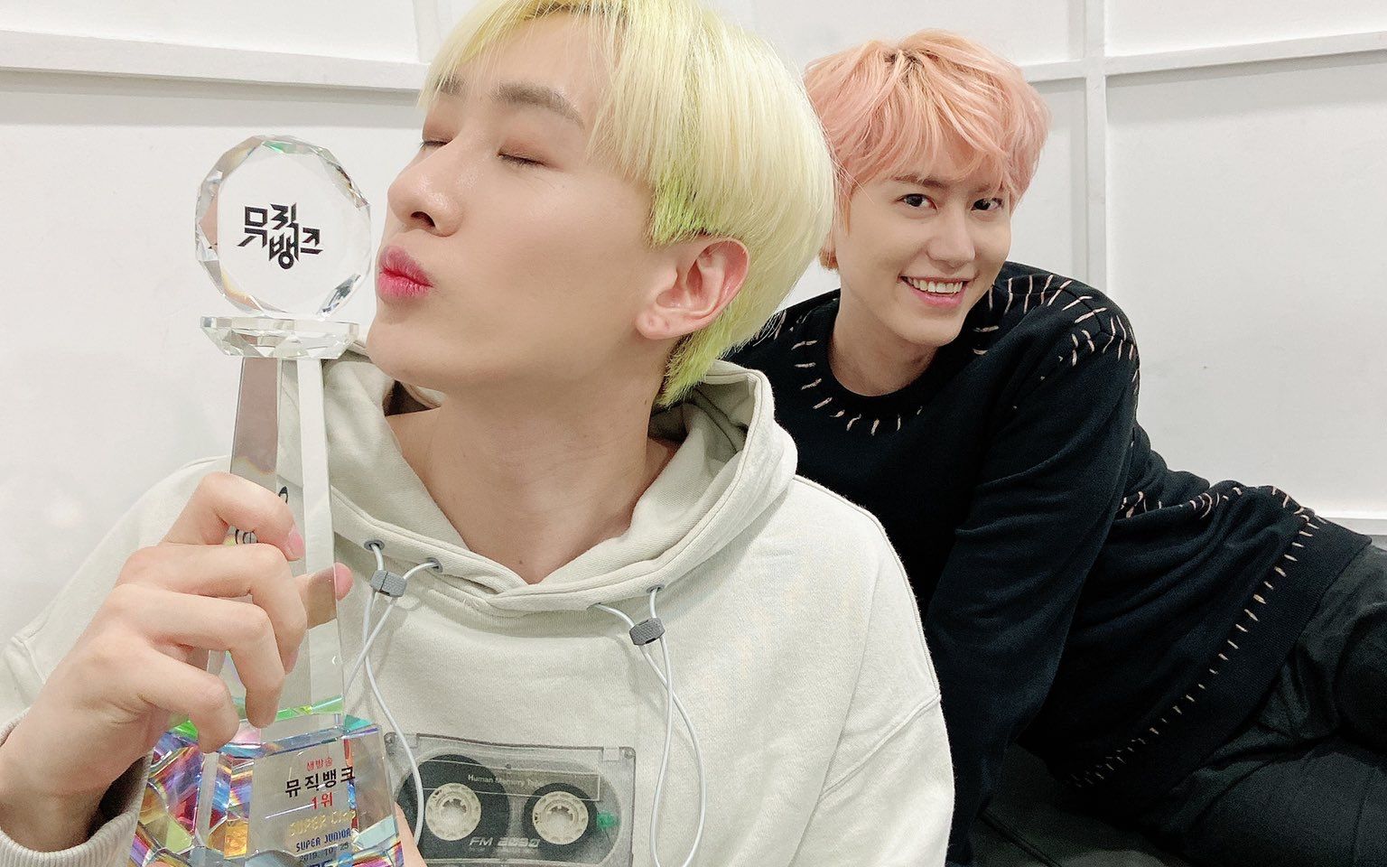 日常被圭圭逗的软萌宰专业逗哥哥选手superjunior银赫圭贤