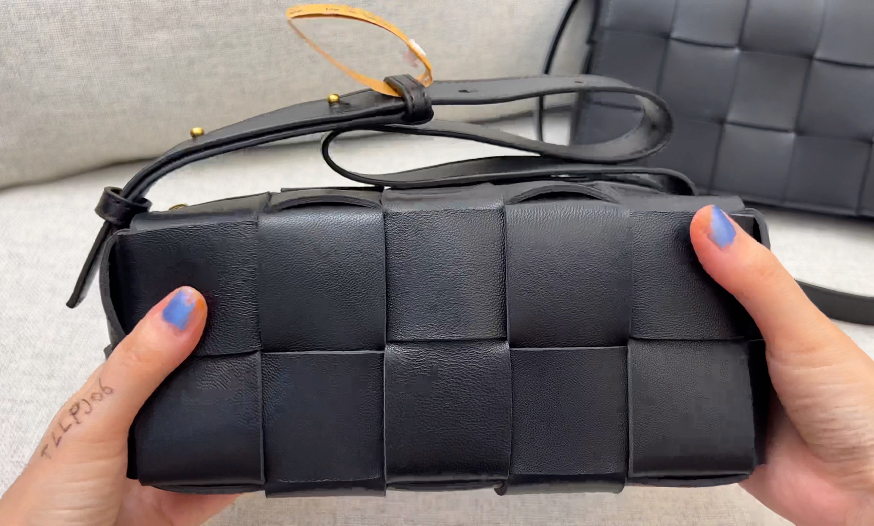 bv cassette系列brtck编织腋下包/女士单肩包