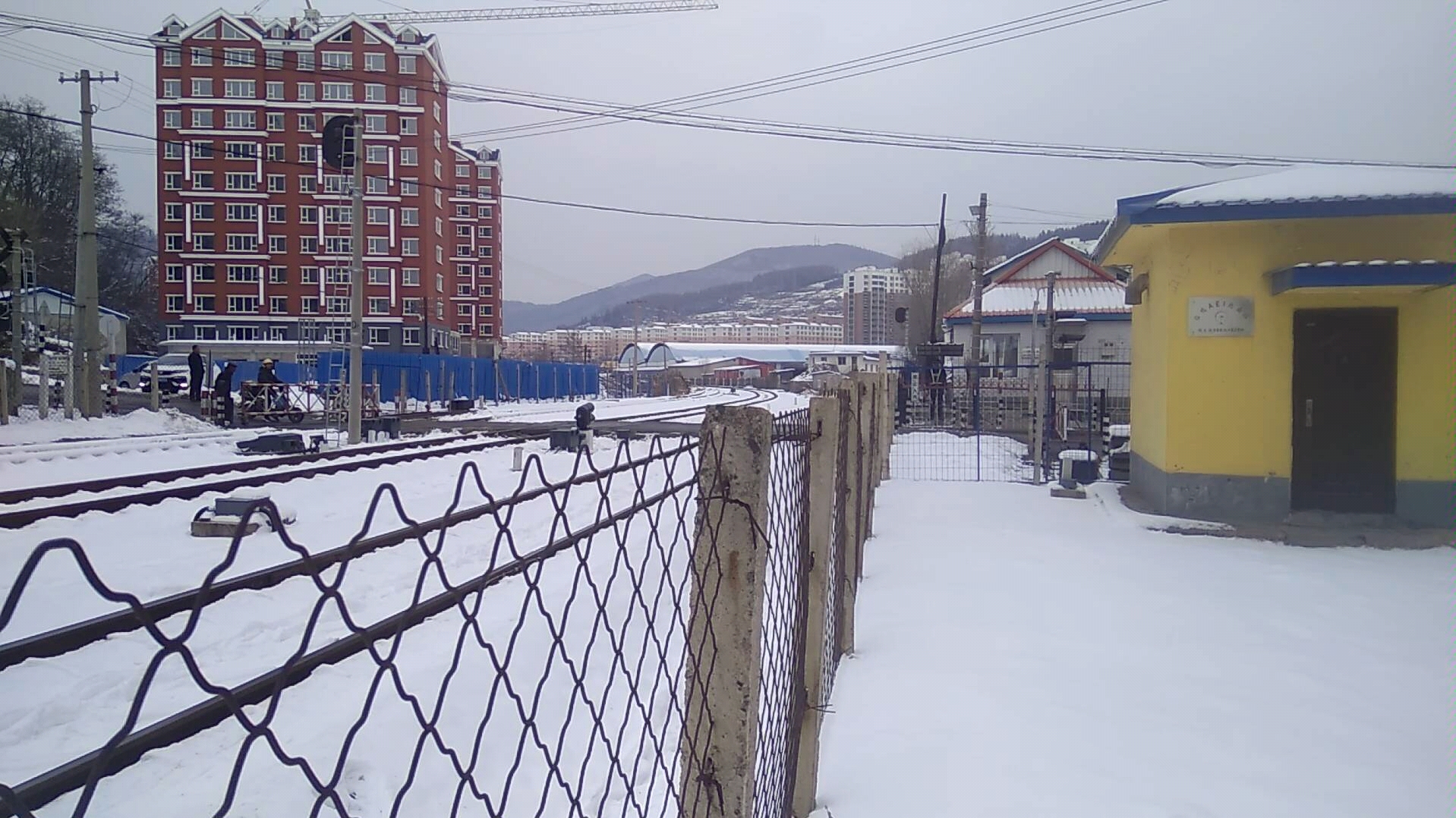 【雪国列车】4349次鸭大线98km道口通过