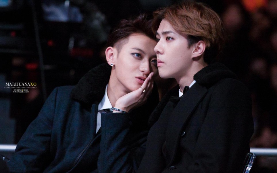 勋桃桃色偶运里的勋桃就是要黏在一起