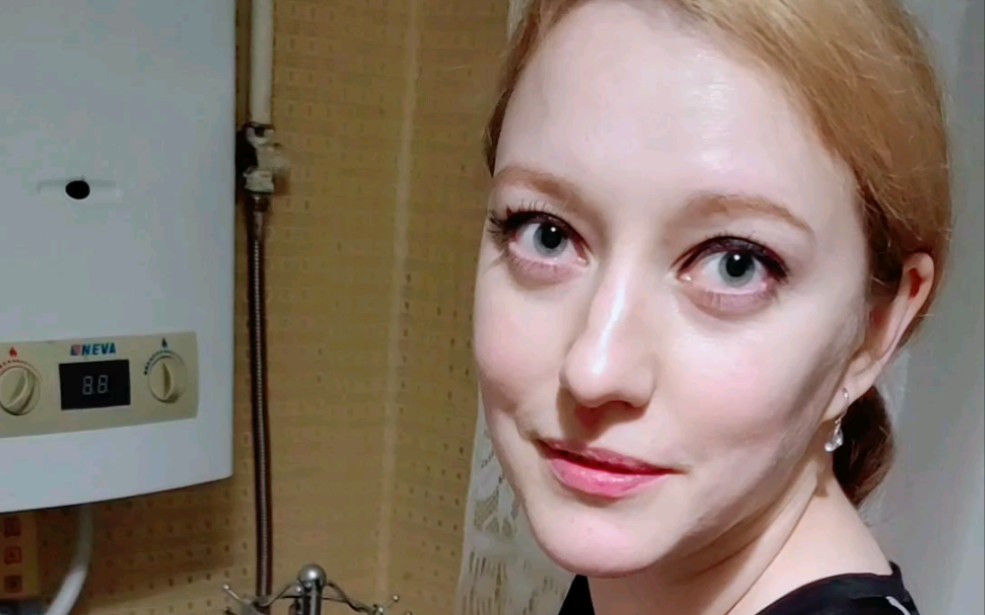 中国男人白俄罗斯媳妇俄罗斯煎饼