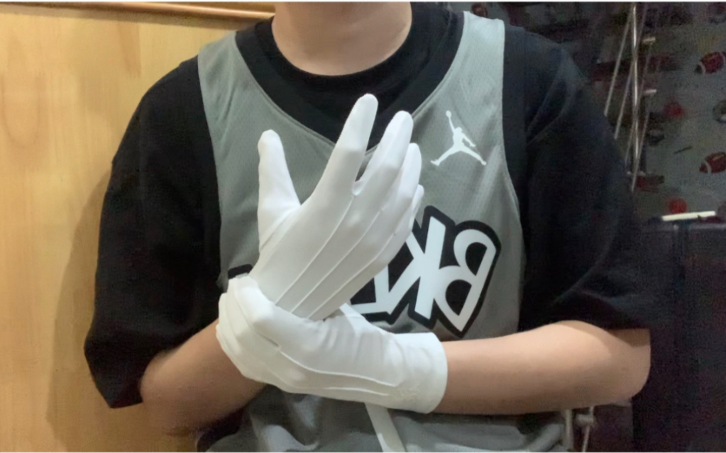 体育生友谊绝版白标三筋白手套试戴