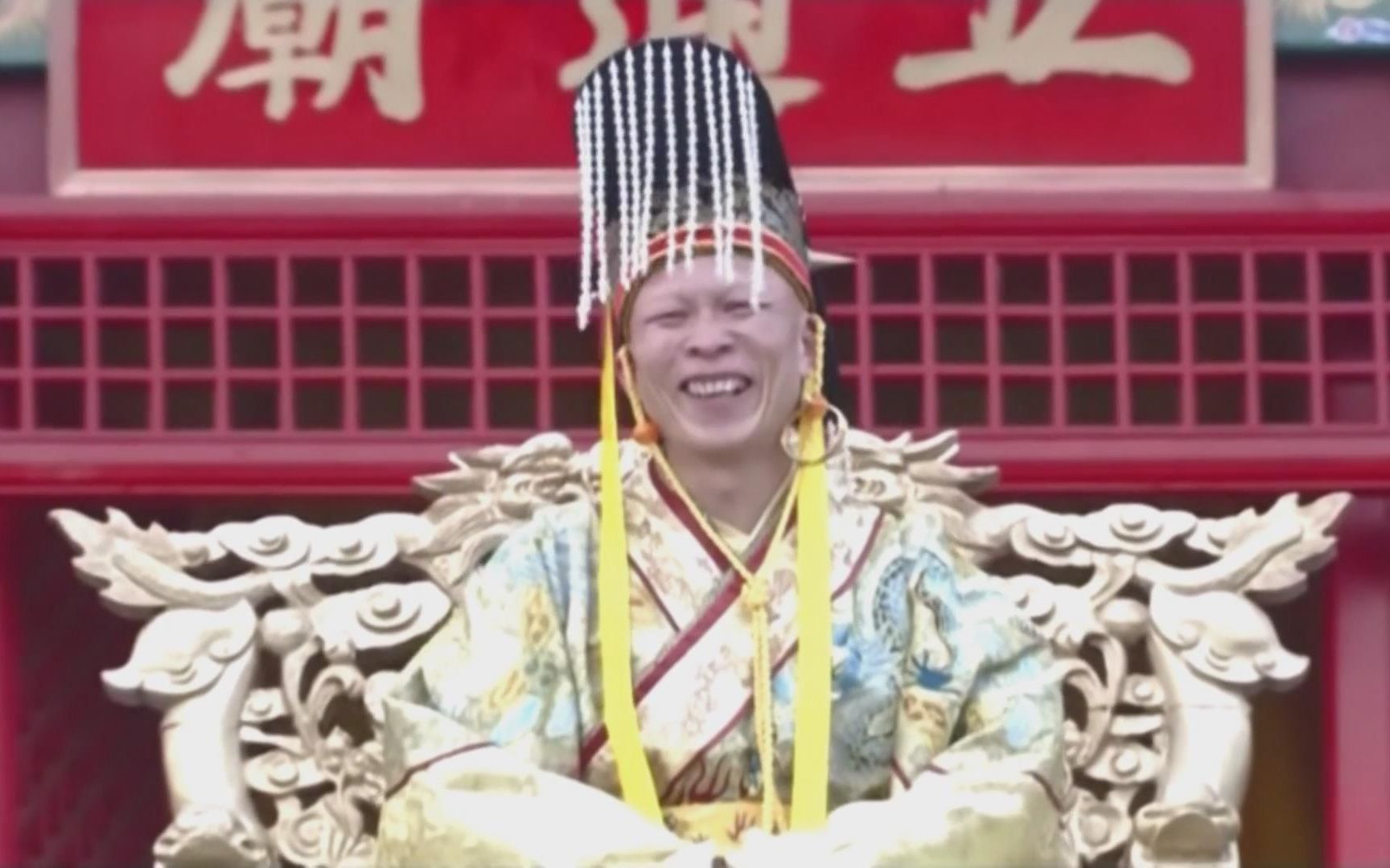 陈友谅嘴上说不想当皇帝,被部下扶上龙椅后,却笑得很开心,帝王之术啊