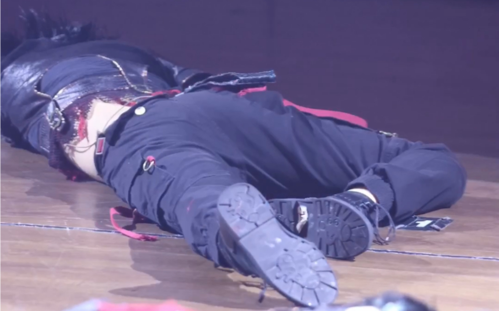 210327马玉灵公演舞台晕倒视频