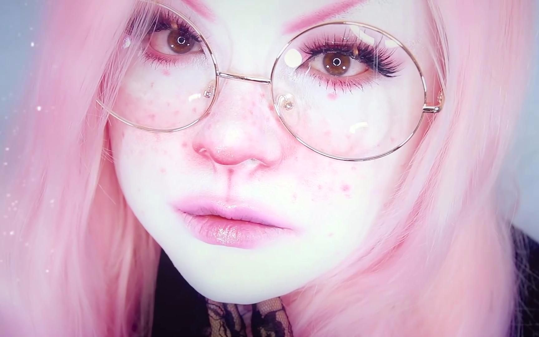 cos化妆白涂教程-一只粉嫩嫩的小兔子