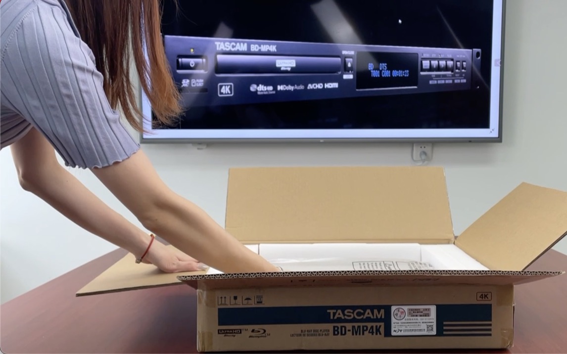 TASCAM BDMP4K专业4K/UHD超高清蓝光播放器开箱视频来了!哔哩哔哩bilibili