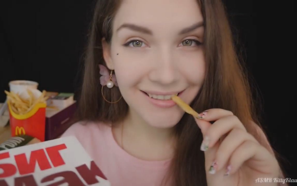 【kittyklaw】 超级漂亮的小姐姐～麦当劳_哔哩哔哩