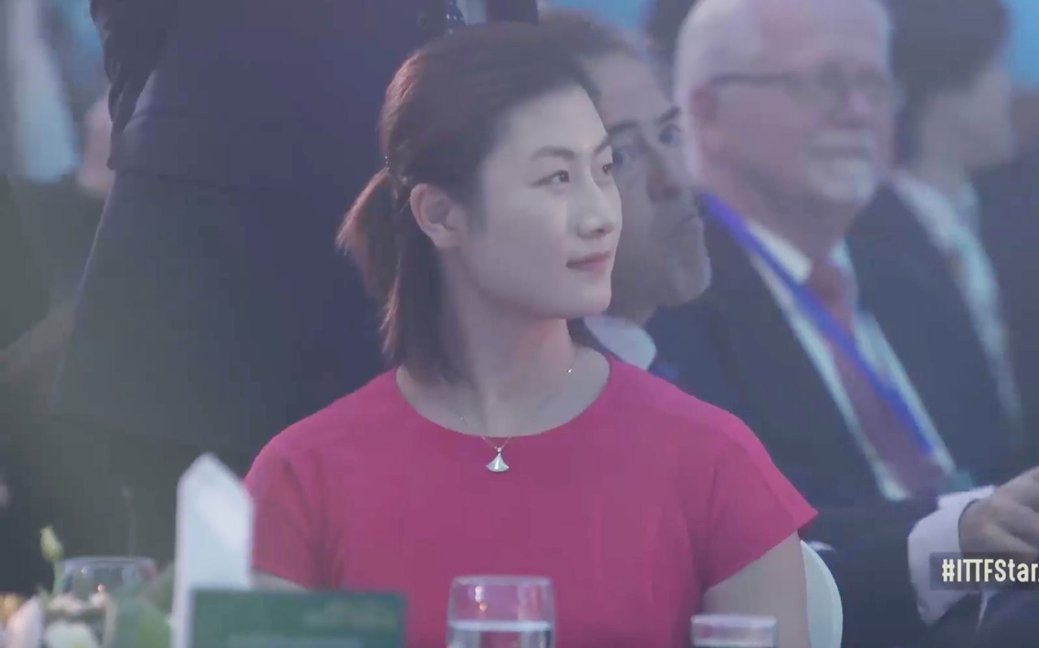 【丁宁】171214 国际乒联年度球星颁奖盛典-丁宁part_哔哩哔哩_bilibili