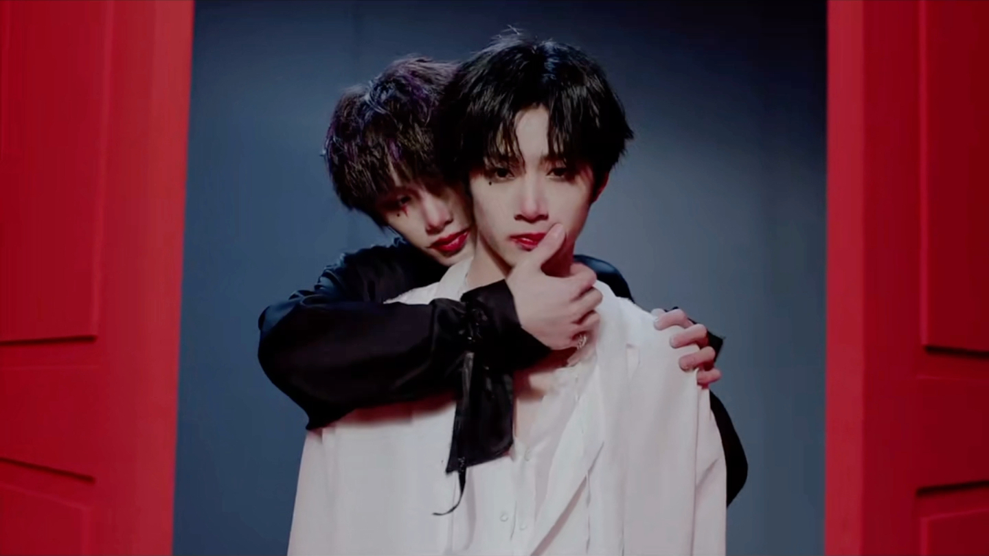 鑫文丁程鑫刘耀文就是说和文哥配都这么攻的丁儿和小马配怎么可能会是