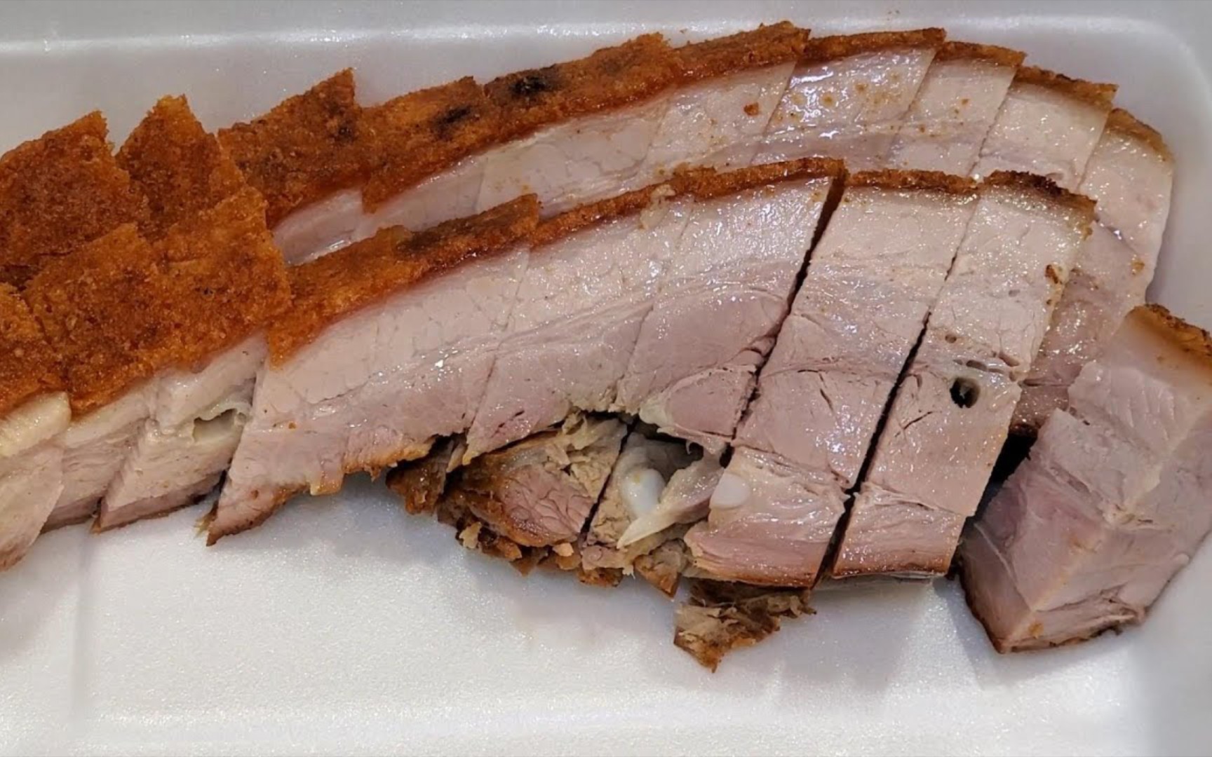 脆皮烧腩仔 黄金招牌烧猪手 蜜汁肥叉烧 烧鸭 油鸡 切鸡 好味抵食烧味