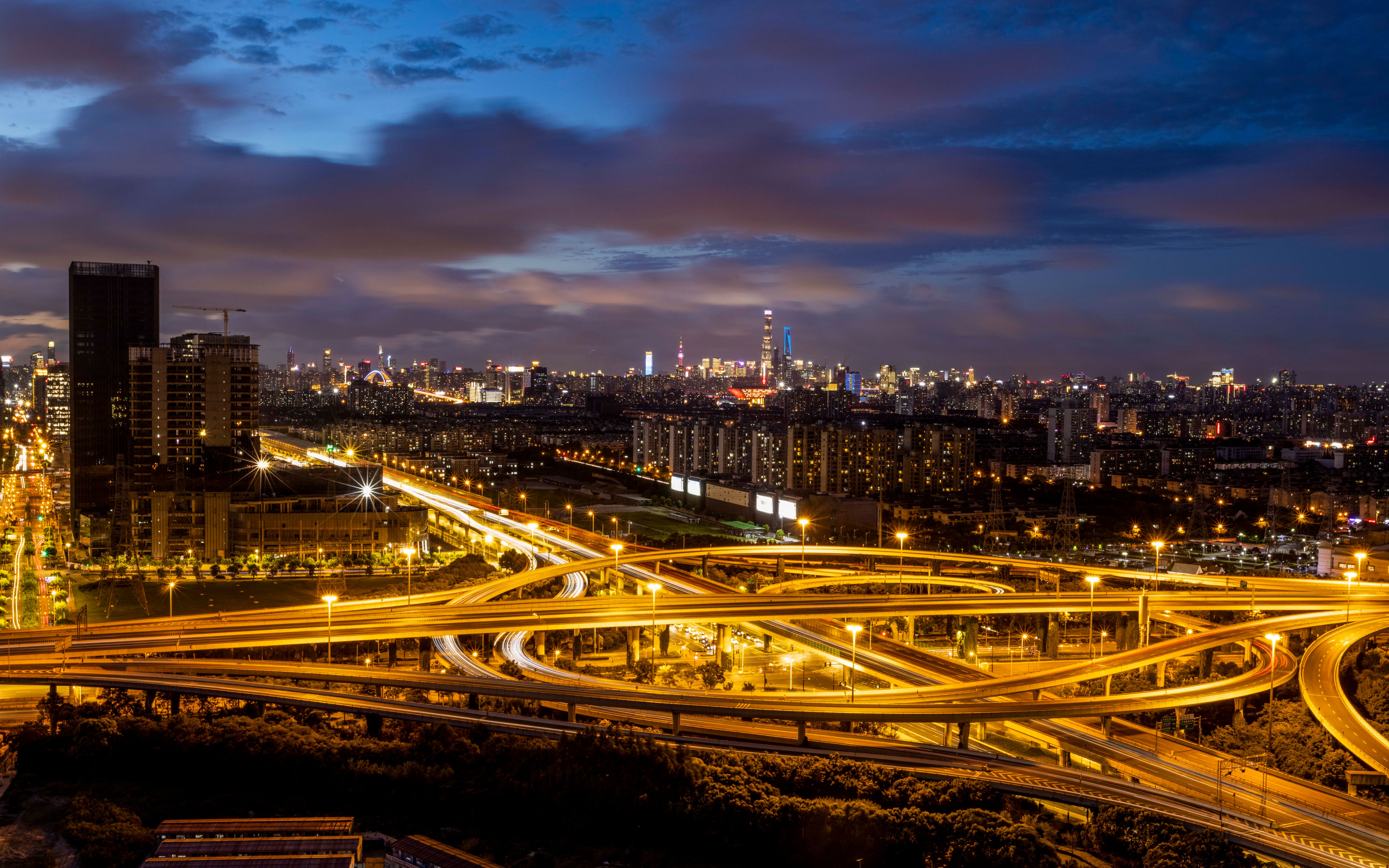 [4k30帧]上海济阳路跨线桥夜景延时_小米11ultra 大疆om4_哔哩哔哩