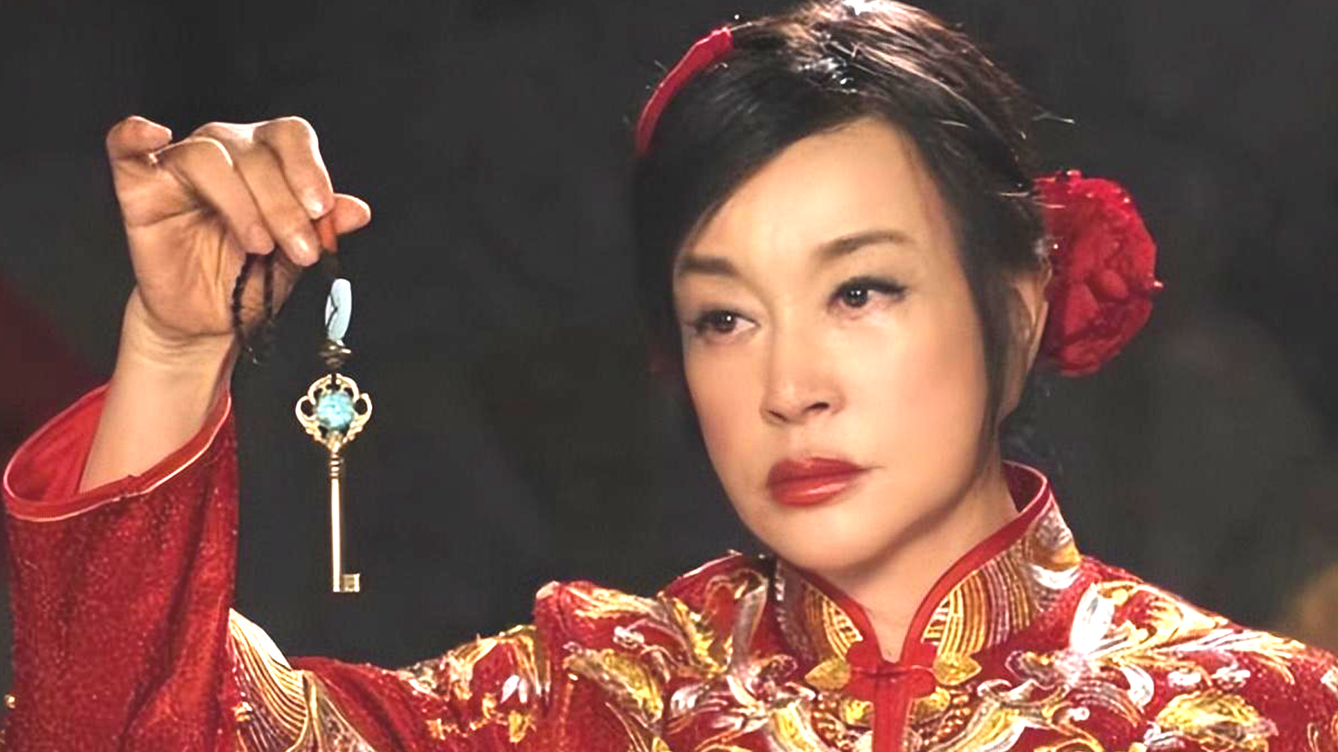 71岁刘晓庆扮嫩演少女,喊小18岁演员爹爹被群嘲,晒美照自信回应