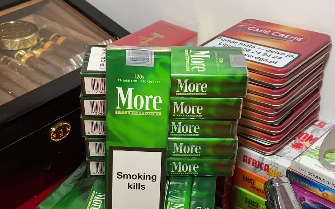 绿摩尔香烟多少钱一包图片