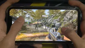 iPhoneXR还能流畅玩游戏吗？暗区突围开最高画质游戏现状