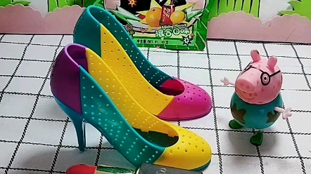 是谁掰坏了猪妈妈的高跟鞋