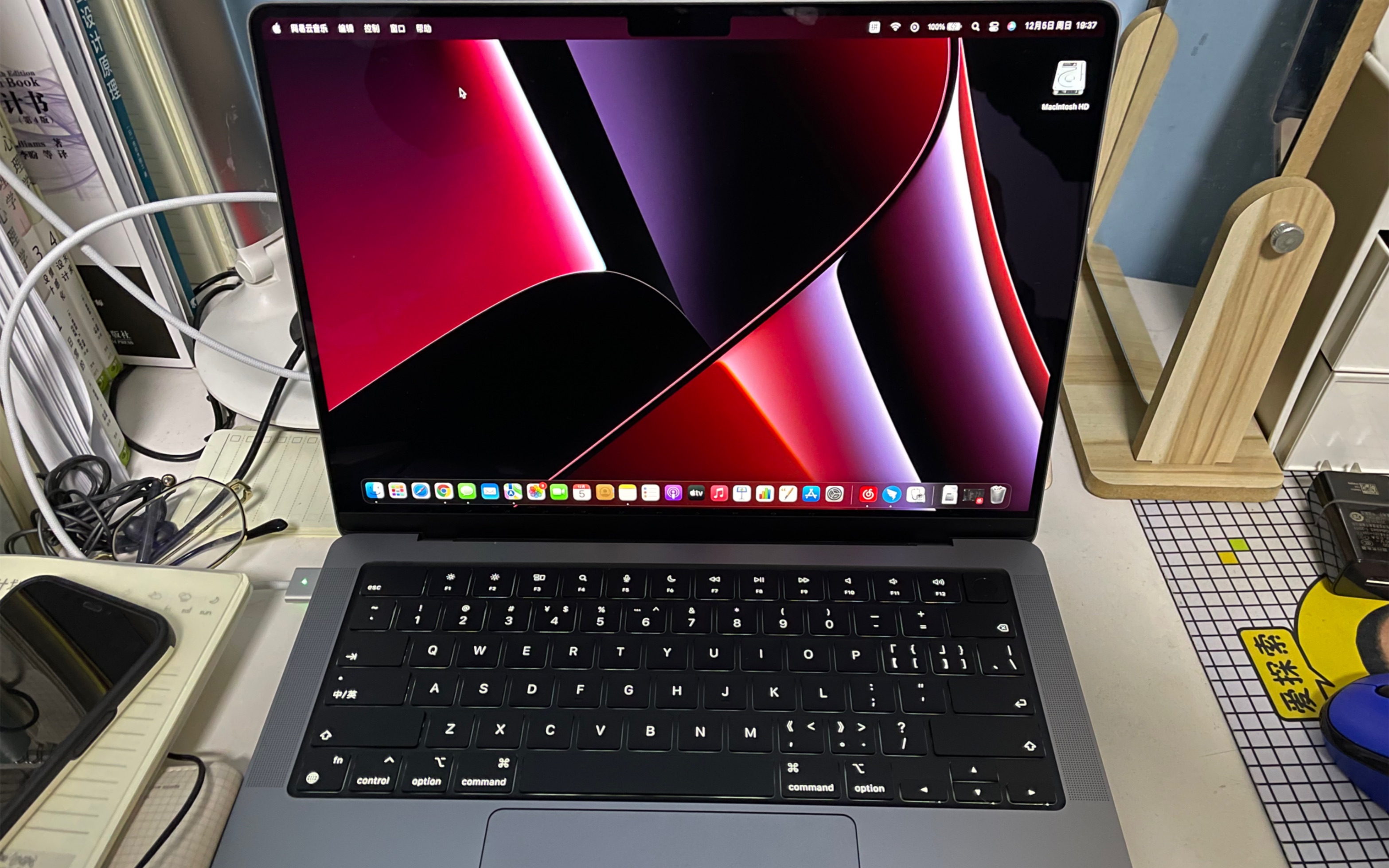 分享一下macbook14寸m1pro版本开箱视频搞机那么多年第一次作为博主发