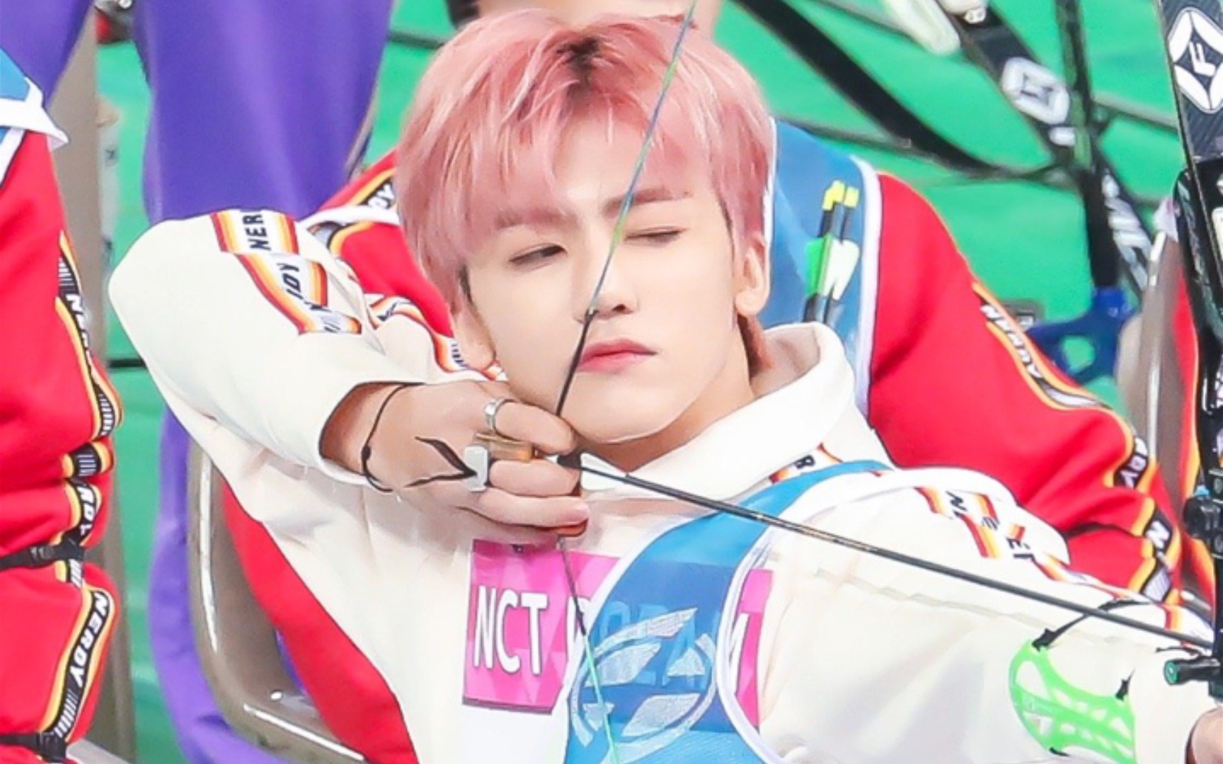 【罗渽民‖开箱unboxing】绝美射箭娜手幅终于让我收到啦‖谁是心动