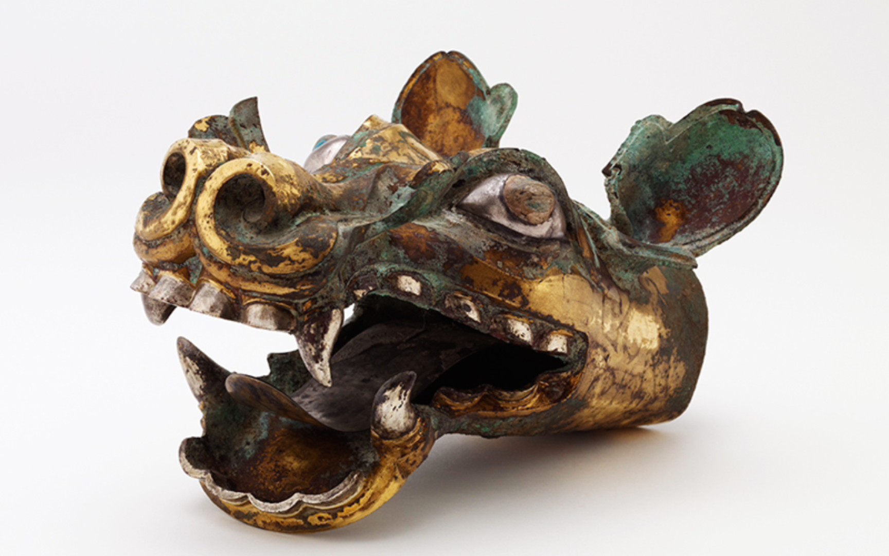 洛阳金村,青铜鎏金龙首车辕装饰