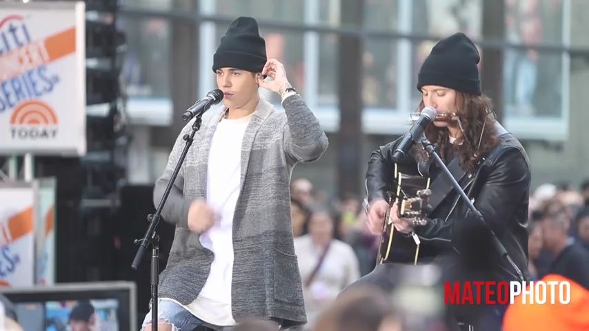 [图]Justin Bieber - Home To Mama and Love Yourself Live on The Today Show