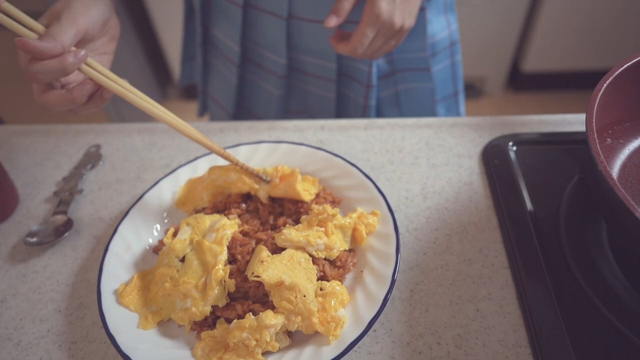 [图]【Cosplay】喜多川海梦制作的蛋包饭【着恋】再现料理