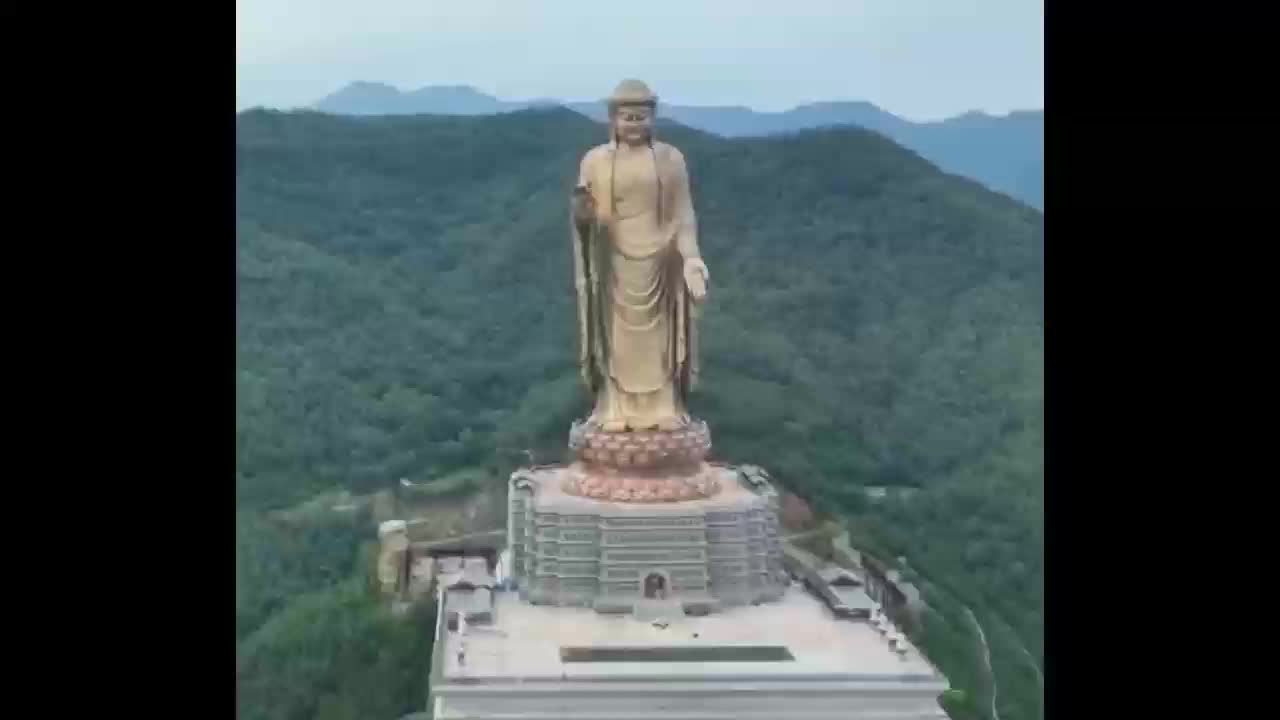 [图]鲁山县境内的世界第一大佛位于佛泉寺，问一问佛谁来渡我