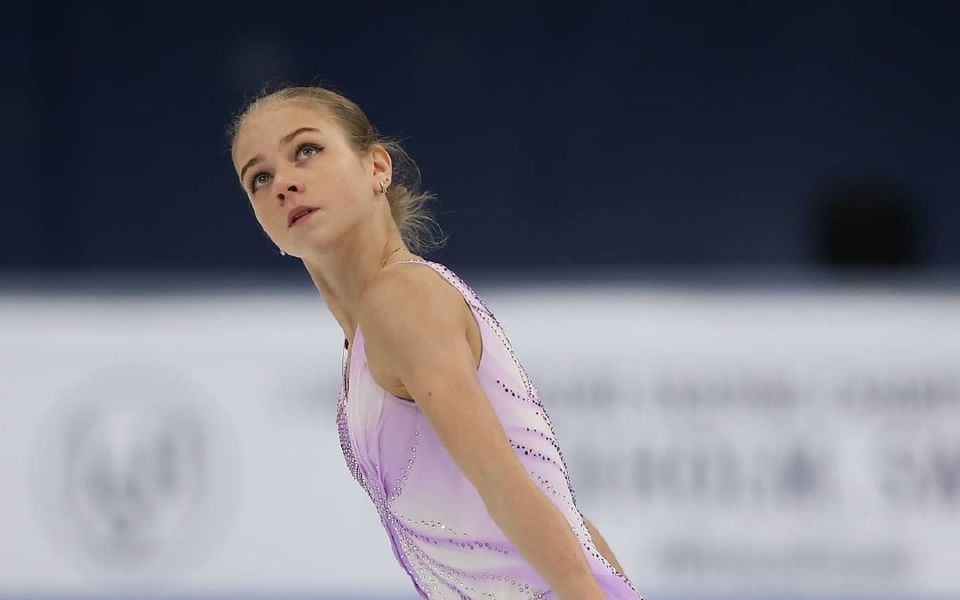 【alexandra trusova】【莎莎特鲁索娃】短节目 love story吹替《在水