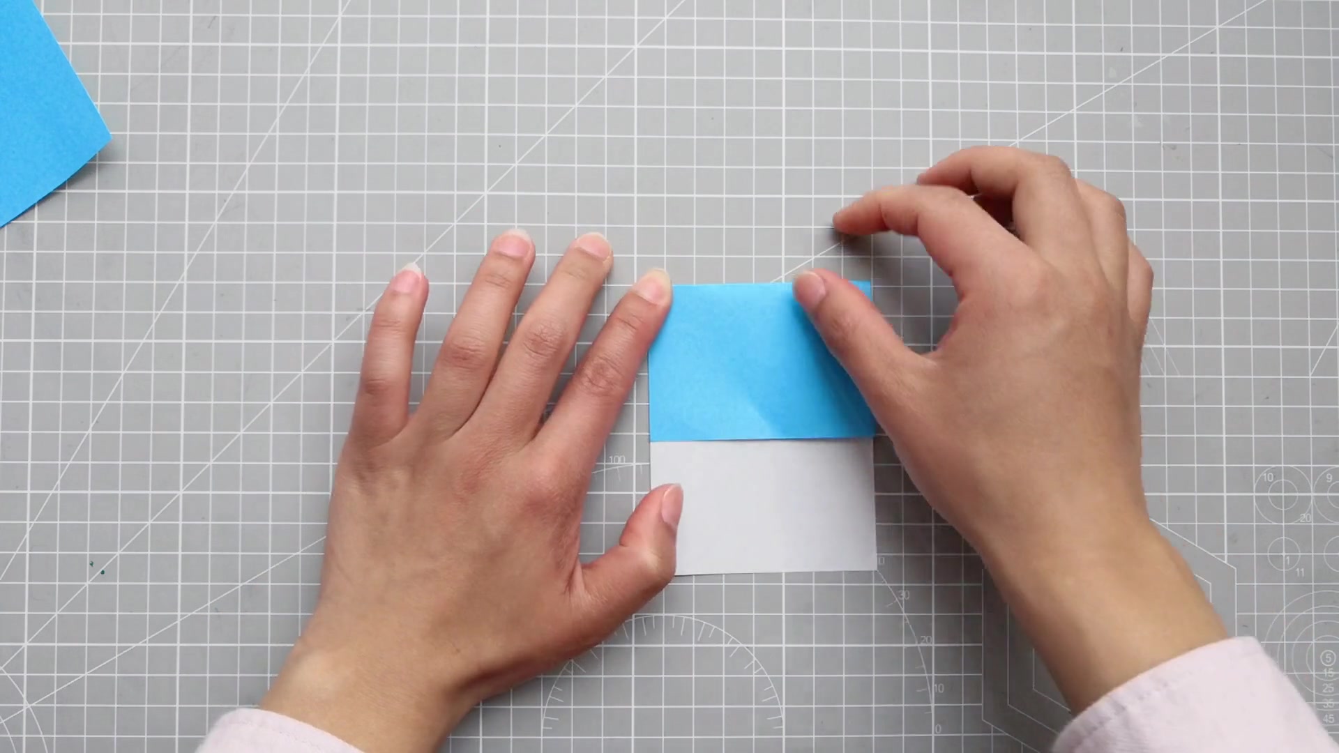 【变废为宝】特别简单的平面折纸水瓶,可以作为水瓶座折纸