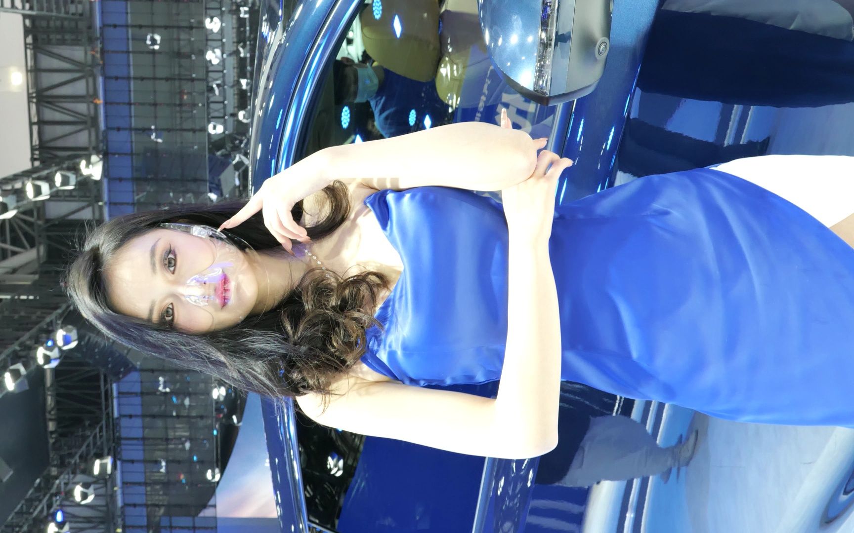 22年广州车展广汽传祺车模(1)