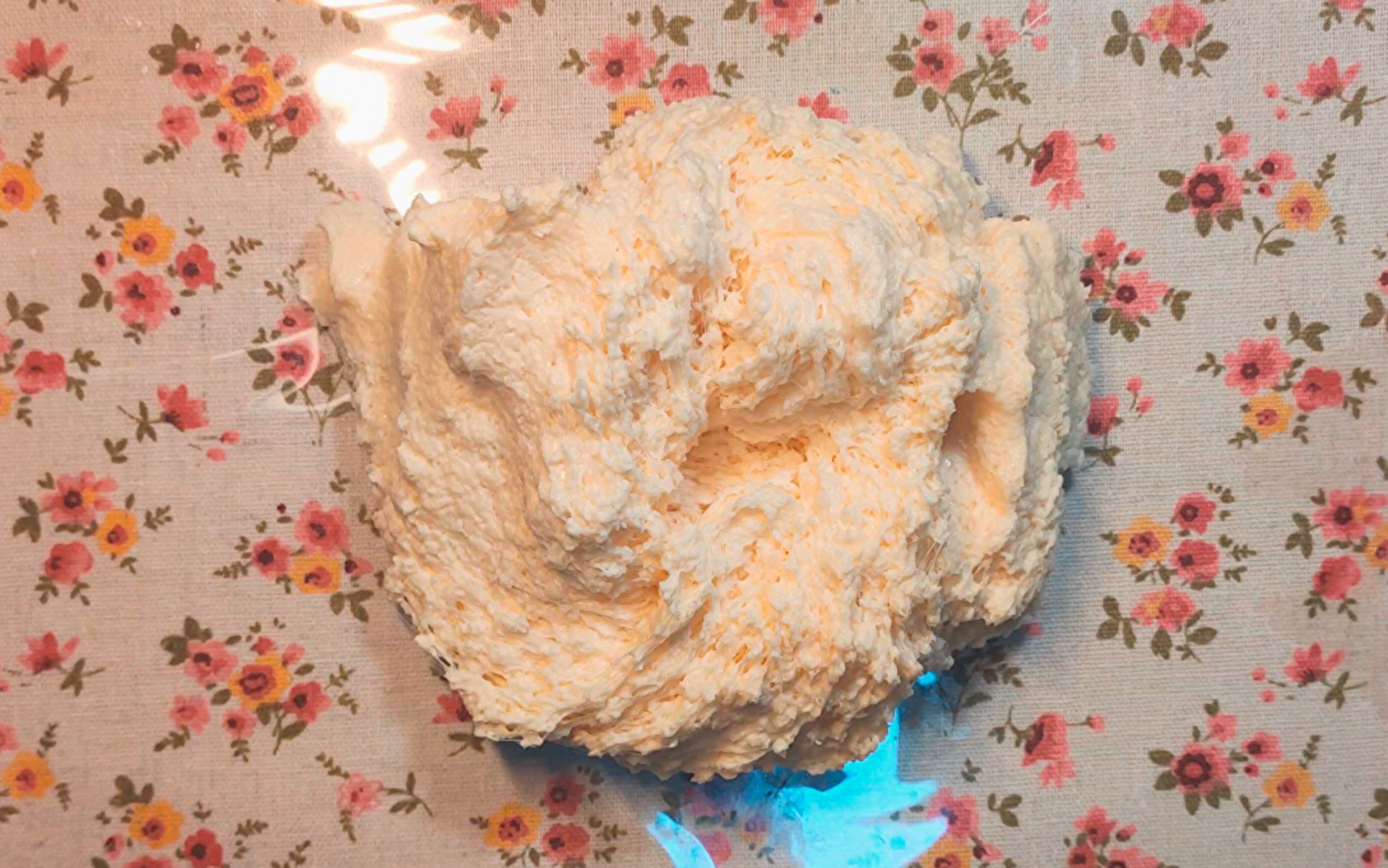 这就是传说中的雪粉泥吗?爱了爱了太好玩辽!