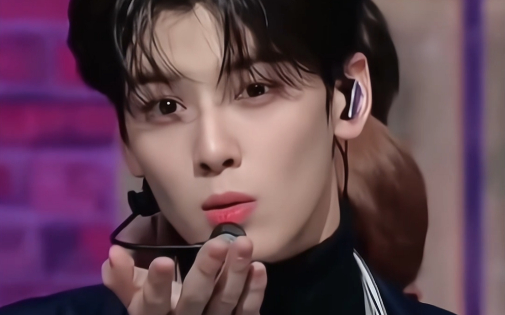 让我们一起欣赏脸蛋天才车银优的美照叭!