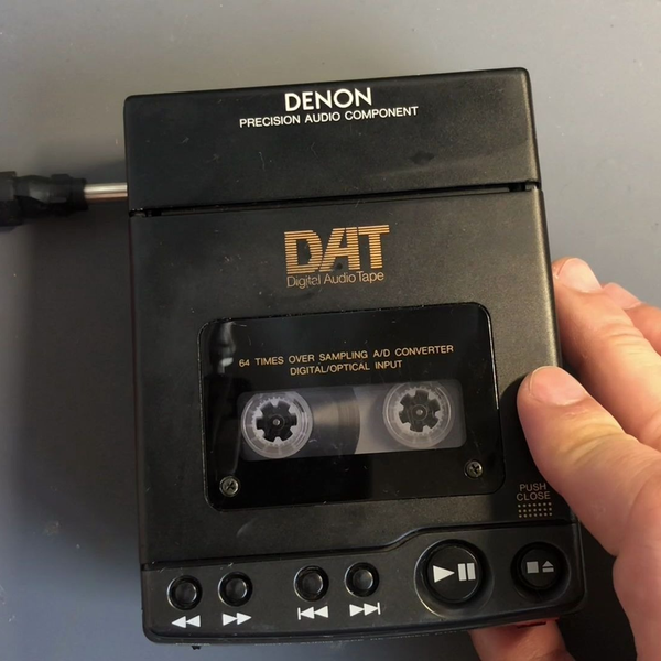 デノン DENON ポータブル DAT プレーヤー DTR-80P AP-20 DENON DTR-80Pの仕様 デノン/デンオン