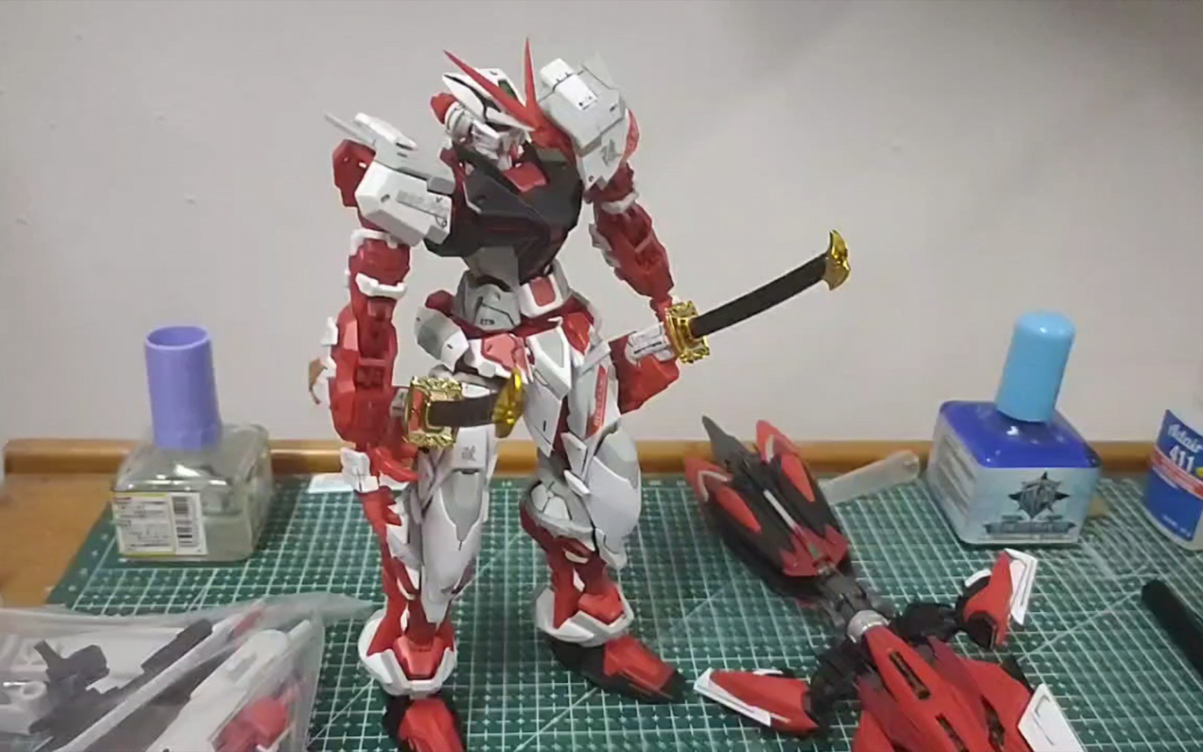 【大班】8812大剑红异端素组分享,拼装出乎意料的丝滑,有的得上胶水