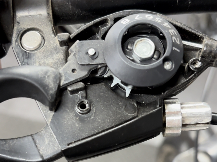 凤凰自行车变速器感觉不错哦!