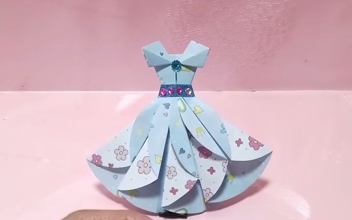 漂亮的公主裙折纸教程分享