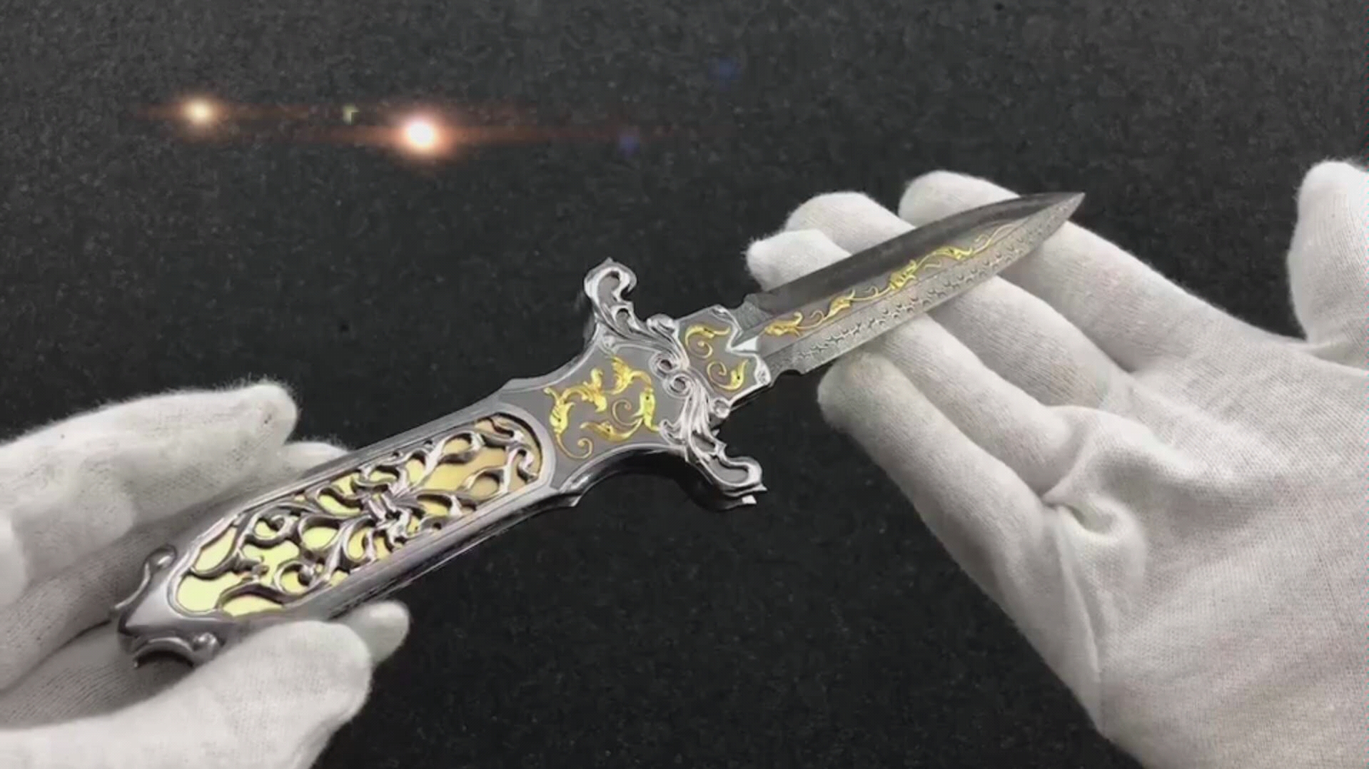 黄金十字短剑aki刀匠一对夫妻顶级大师作品