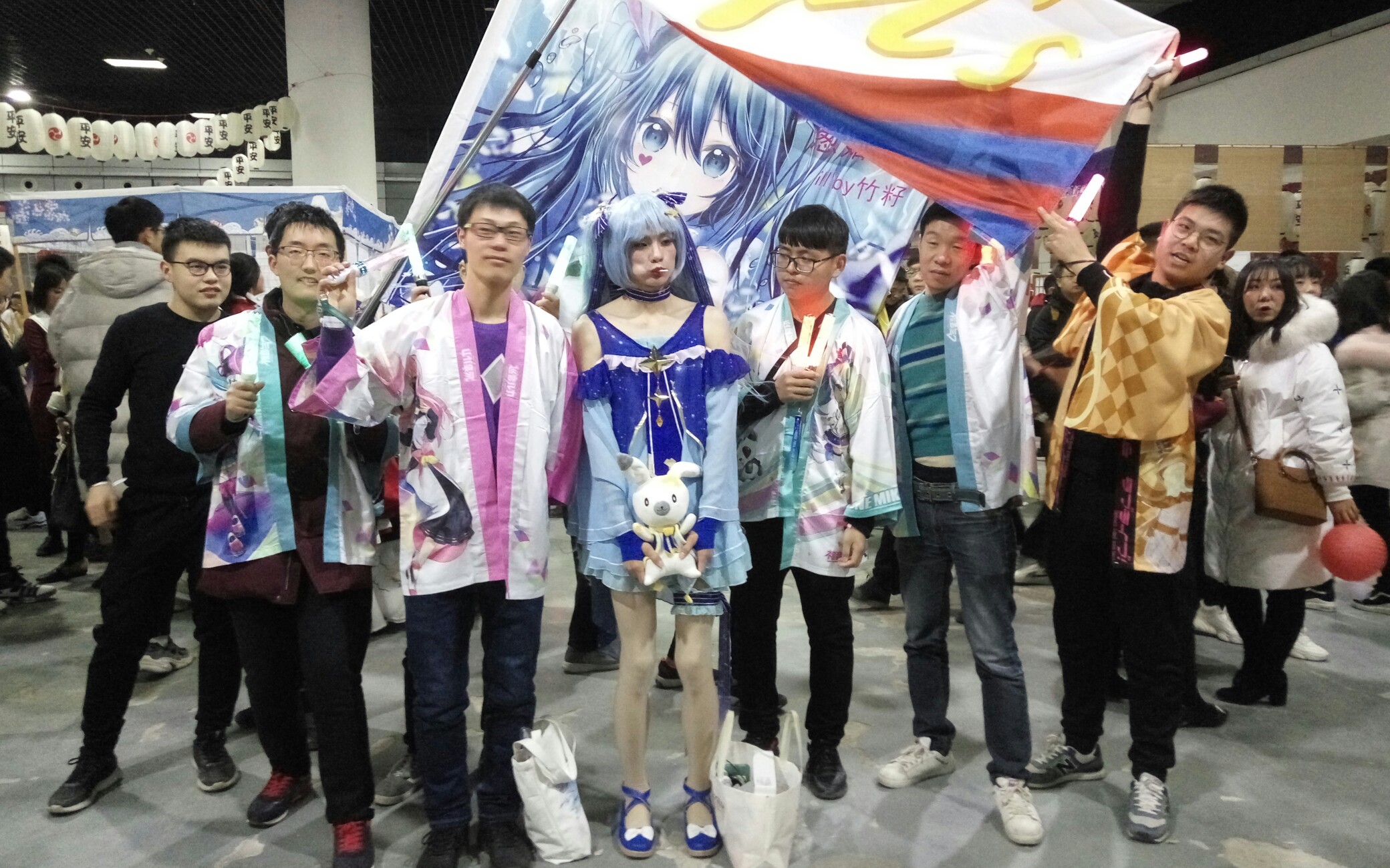 [震惊]洛阳漫展 零次元,惊现阿卡丽小改改