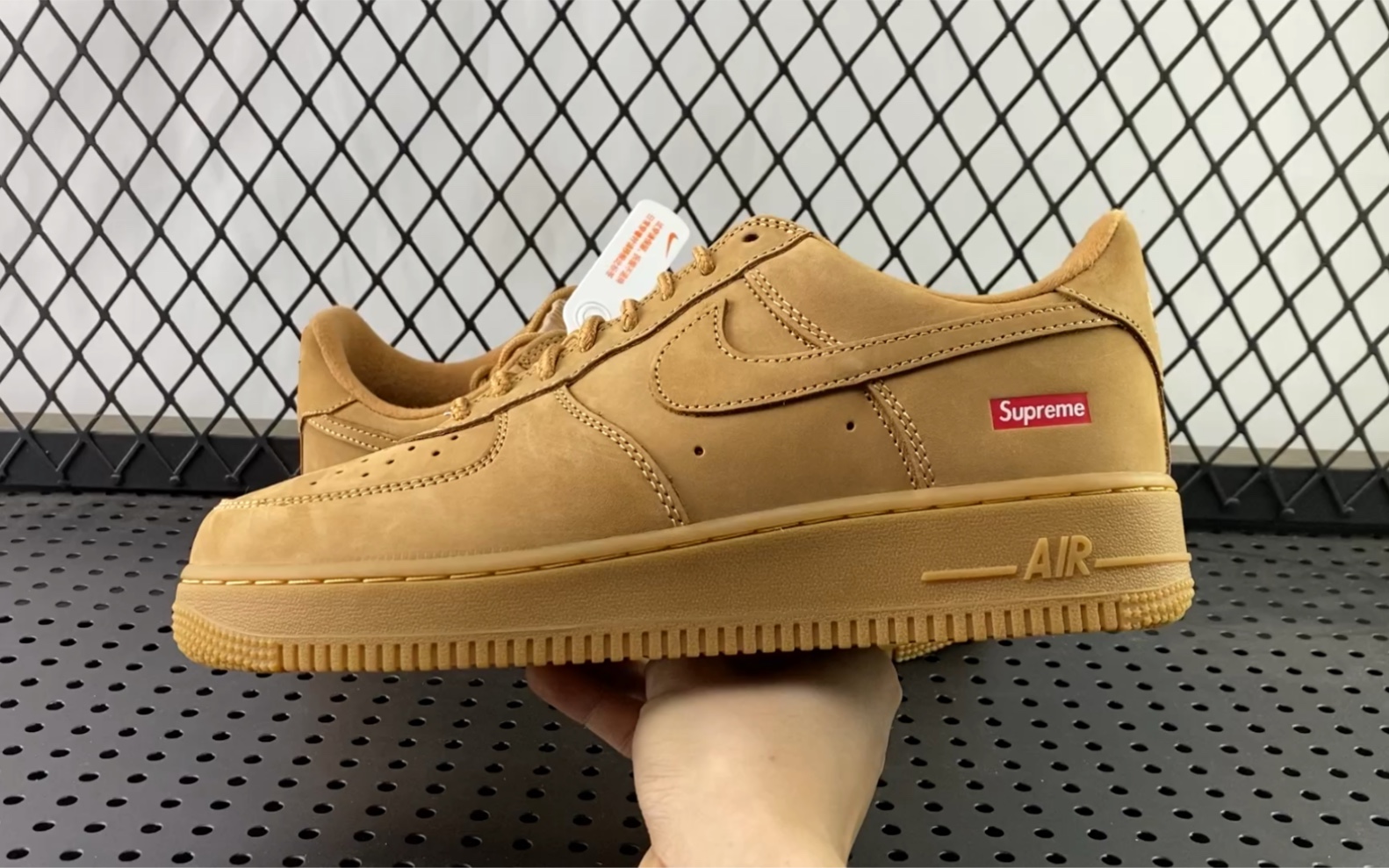 空军supreme联名小麦色dn1555-200!平台专供版本!尺码36-46!