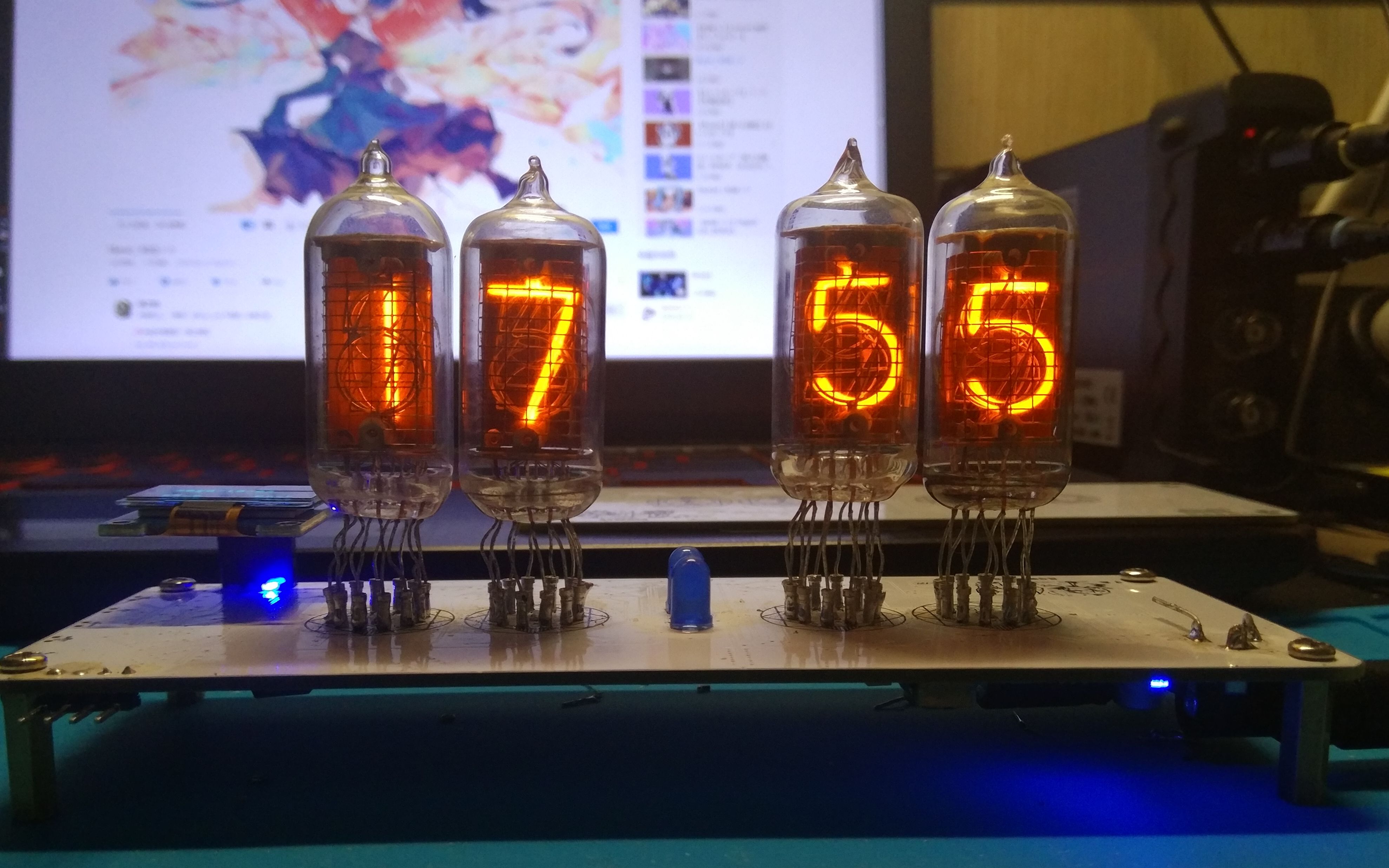 辉光钟世界线变动率探测仪张咚咚171x半熟