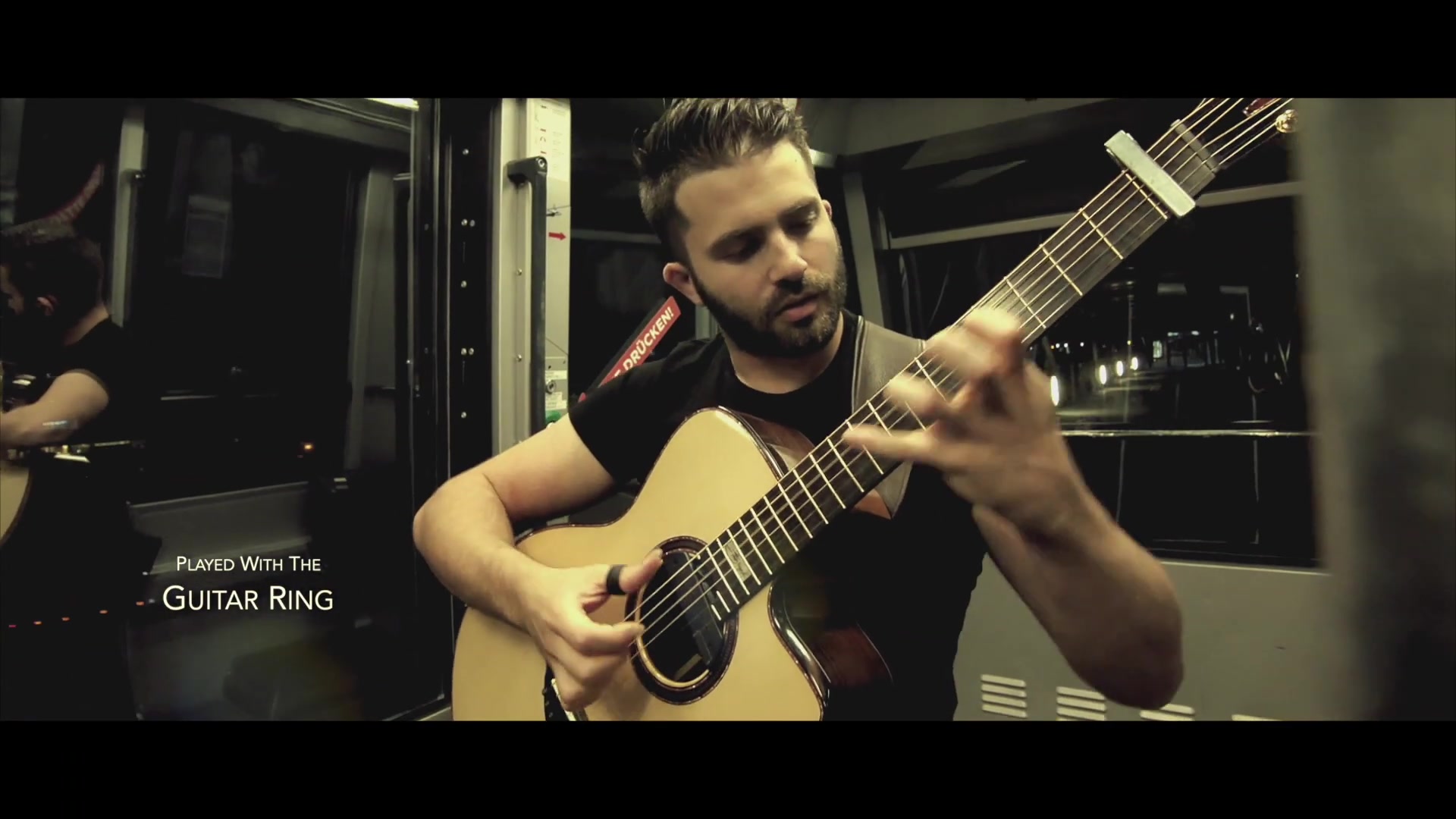 指弹男神luca致敬红辣椒乐队经典之作snow酷毙啦