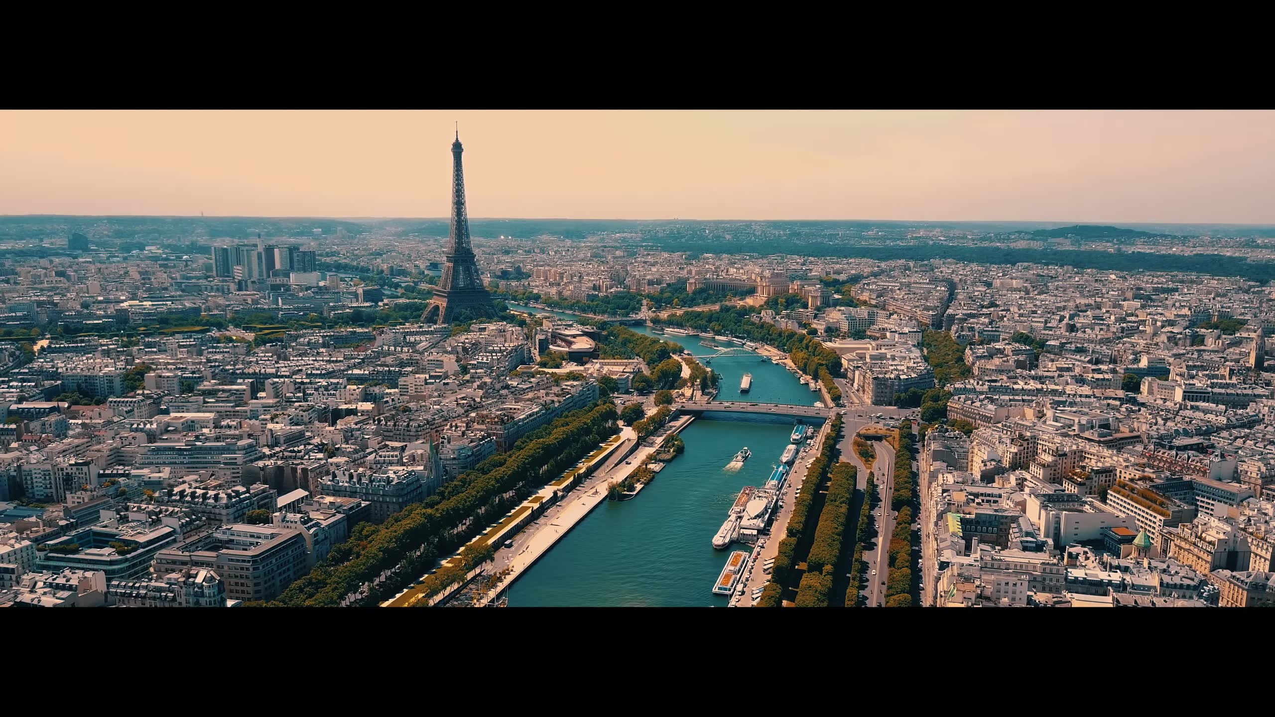 (油管)(航拍)巴黎 paris - 梦幻之都,有关爱情的梦幻之城,一切都始于